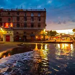 Yacht Club Capo Cervo Suites B&B