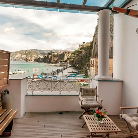 B&B Yacht Club Capo Cervo 소렌토