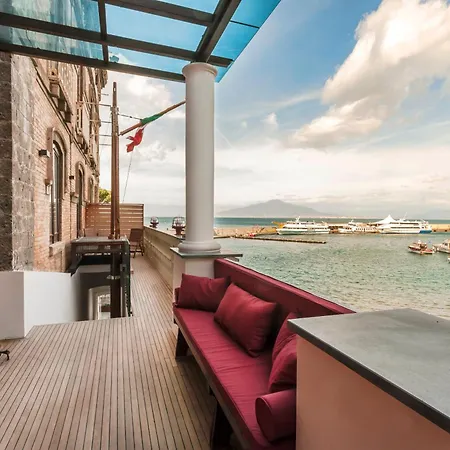 Yacht Club Capo Cervo Couette-café