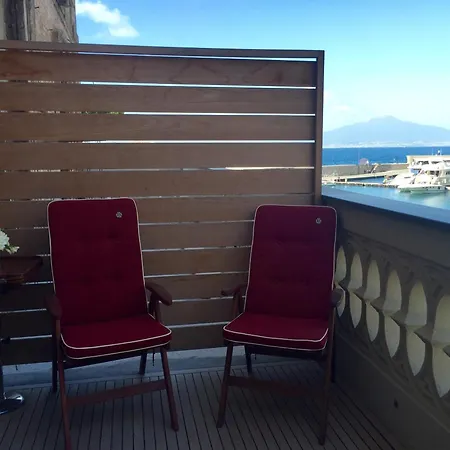 Yacht Club Capo Cervo Couette-café