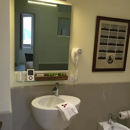 Alojamento de Acomodação e Pequeno-almoço Yacht Club Capo Cervo