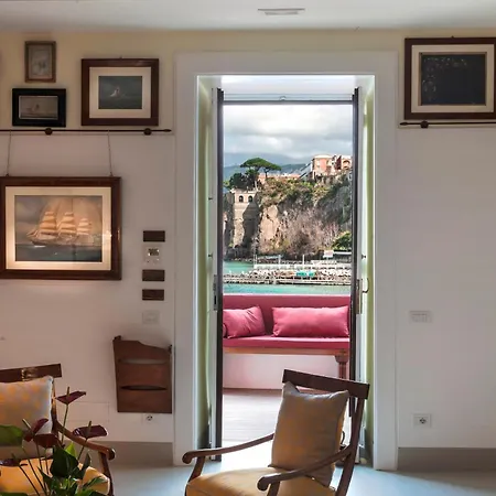 B&B Yacht Club Capo Cervo 소렌토