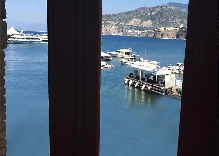 Yacht Club Capo Cervo Suites B&B