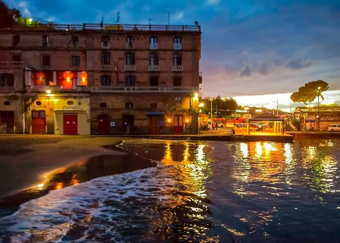 Yacht Club Capo Cervo Suites B&B