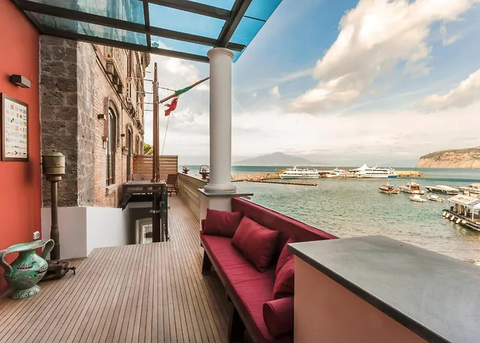 Yacht Club Capo Cervo Suites B&B Bed & Breakfast